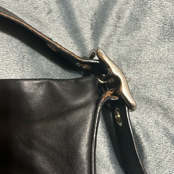 Coach purse - Picture 2 of 9